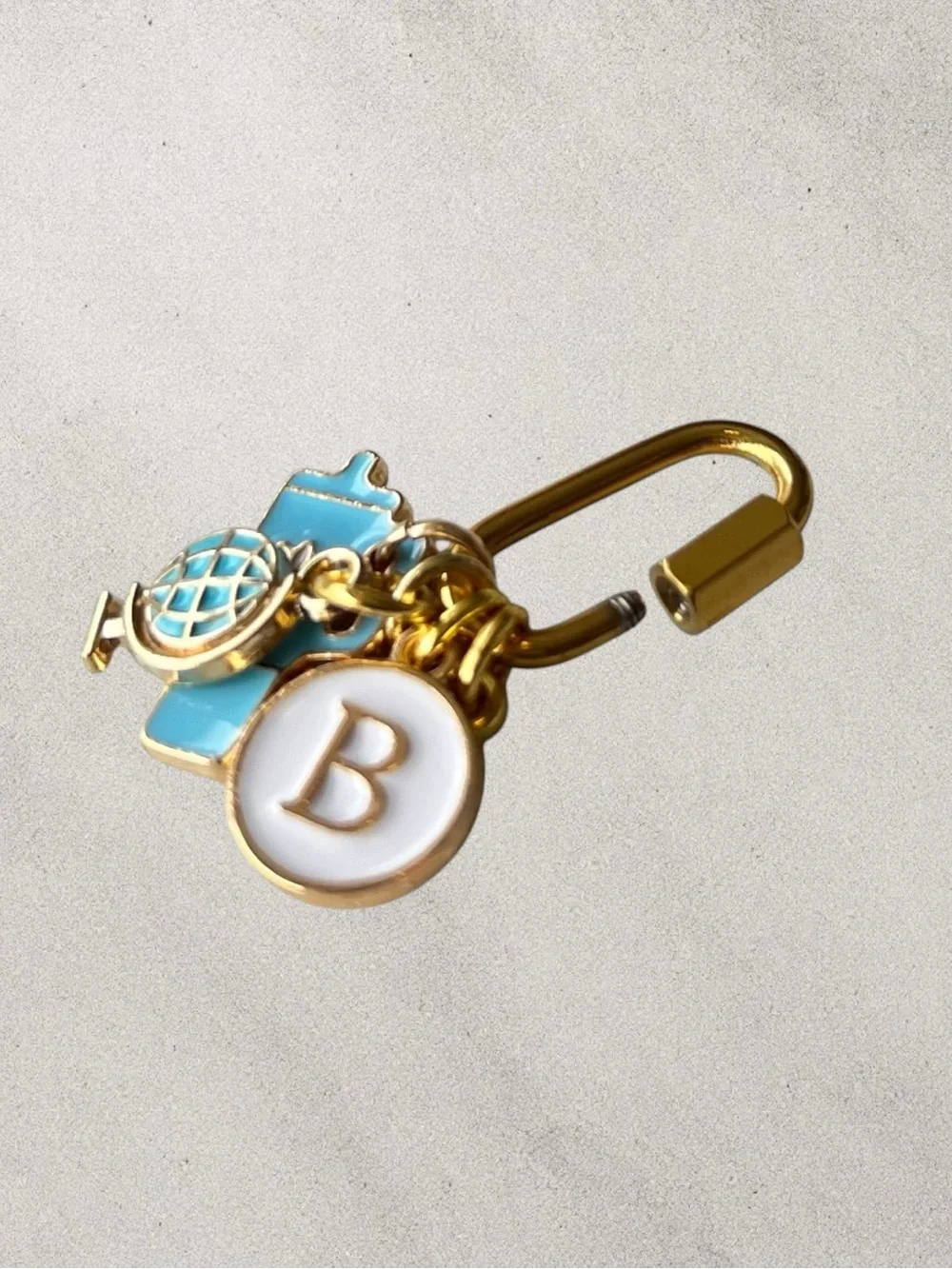 Monogram Mug Charm Keychain - Personalized Initial Letter in Gold & White